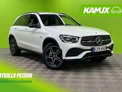 Valkoinen Käytetty 2020 Mercedes GLC300e AMG Katumaasturi | 36 890 € (Perustarjous)