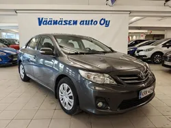 Harmaa Käytetty 2012 Toyota Corolla Sol Sedan | 11 900 € (Supertarjous)