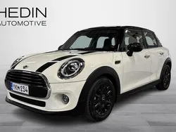 Valkoinen Käytetty 2020 Mini Cooper Essential Viistoperä | 17 990 € (Perustarjous)