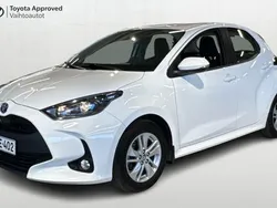 Valkoinen Käytetty 2022 Toyota Yaris Active Viistoperä | 20 290 € (Perustarjous)