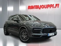 Harmaa Käytetty 2021 Porsche Cayenne Katumaasturi | 64 550 €