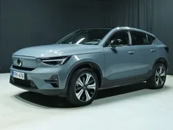Käytetty 2023 Volvo EC40 Core Katumaasturi | 35 800 € (Perustarjous)