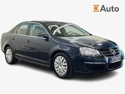 Sininen Käytetty 2011 VW Jetta Comfortline Sedan | 5 690 € (Hyvä tarjous)