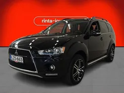 Käytetty 2011 Mitsubishi Outlander Intense Katumaasturi | 8 890 € (Perustarjous)