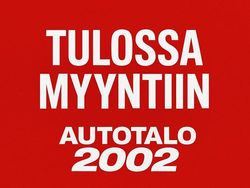Punainen Käytetty 2004 Toyota HiAce Tila-auto | 13 900 € (Kallis)