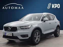Sininen Käytetty 2019 Volvo XC40 Momentum Katumaasturi | 32 900 € (Perustarjous)