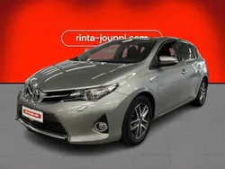 Käytetty 2015 Toyota Auris Hybrid Edition Viistoperä | 17 190 € (Hieman kallis)