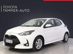 Valkoinen Käytetty 2024 Toyota Yaris Viistoperä | 22 480 € (Hieman kallis)