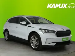 Valkoinen Käytetty 2022 Skoda Enyaq iV Loft Katumaasturi | 34 690 € (Perustarjous)