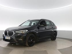 Käytetty 2021 BMW X1 Sport Line Katumaasturi | 25 990 € (Perustarjous)