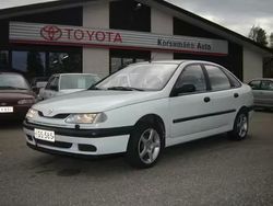 Sininen Käytetty 1998 Opel Vectra Style Sedan | 2 400 €