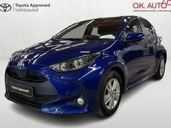Sininen Käytetty 2024 Toyota Yaris Active Viistoperä | 23 820 € (Hieman kallis)