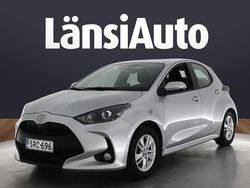 Valkoinen Käytetty 2024 Toyota Yaris Hybrid Viistoperä | 20 390 € (Supertarjous)