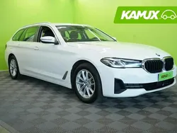 Valkoinen Käytetty 2022 BMW 520 Comfort Edition Farmari | 30 790 € (Hyvä tarjous)