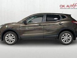 Ruskea (beige) Käytetty 2016 Nissan Qashqai Acenta+ Katumaasturi | 8 900 € (Perustarjous)