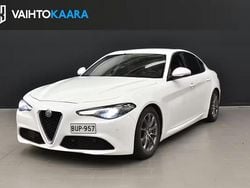 Käytetty 2017 Alfa Romeo Giulia Super Sedan | 15 900 €