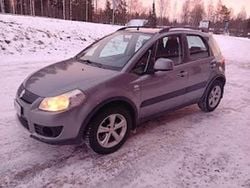 Harmaa Käytetty 2009 Suzuki SX4 Katumaasturi | 9 950 €