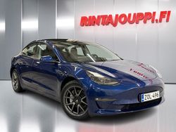 Sininen Käytetty 2021 Tesla Model 3 Sedan | 27 300 € (Perustarjous)