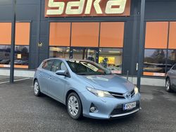 Käytetty 2013 Toyota Auris Hybrid Comfort Viistoperä | 10 880 € (Perustarjous)