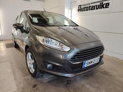 Harmaa Käytetty 2015 Ford Fiesta Titanium Viistoperä | 7 200 € (Perustarjous)