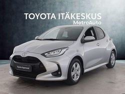 Hopea Käytetty 2024 Toyota Yaris Plus Viistoperä | 22 990 € (Hieman kallis)