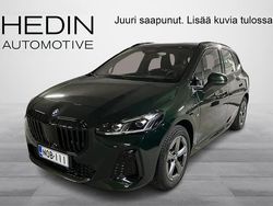 Vihreä Käytetty 2025 BMW 225 Active Tourer M Sport Tila-auto | 45 900 €