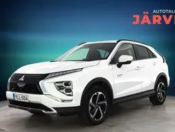Valkoinen Käytetty 2022 Mitsubishi Eclipse Cross Invite+ Katumaasturi | 25 900 € (Perustarjous)