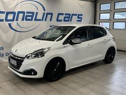 Käytetty 2016 Peugeot 208 Style Viistoperä | 8 890 € (Hieman kallis)