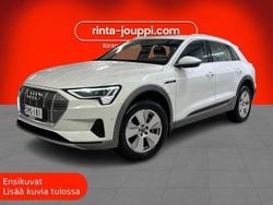 Valkoinen Käytetty 2019 Audi e-tron Advanced Plus Katumaasturi | 26 490 € (Kallis)