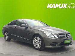 Hopea / harmaa Käytetty 2011 Mercedes E250 Coupe - kaksiovinen | 7 890 € (Perustarjous)