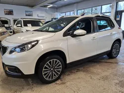 Valkoinen Käytetty 2018 Peugeot 2008 Katumaasturi | 10 900 € (Perustarjous)