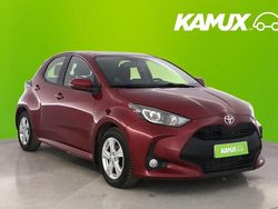 Punainen Käytetty 2021 Toyota Yaris Multidrive S Sedan | 16 480 € (Perustarjous)