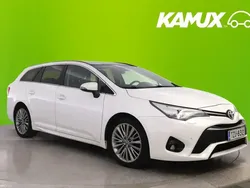 Valkoinen Käytetty 2015 Toyota Avensis Multidrive S Farmari | 19 890 € (Hieman kallis)