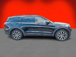 Käytetty 2021 Ford Explorer ST-Line Katumaasturi | 41 890 € (Perustarjous)