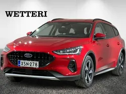 Fantastic red Käytetty 2024 Ford Focus Active Farmari | 33 900 € (Kallis)