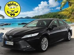 Käytetty 2021 Toyota Camry Business Edition Sedan | 19 900 € (Perustarjous)