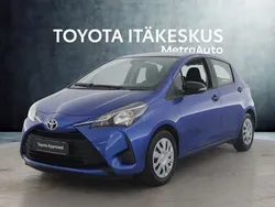 Sininen Käytetty 2020 Toyota Yaris Life Viistoperä | 14 890 € (Perustarjous)