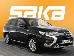 Käytetty 2019 Mitsubishi Outlander P-HEV Intense Katumaasturi | 17 900 € (Hyvä tarjous)
