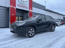 Musta Käytetty 2024 Toyota RAV4 Hybrid Edition Katumaasturi | 39 750 € (Hyvä tarjous)