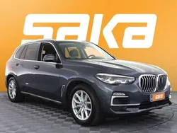 Harmaa Käytetty 2020 BMW X5 Comfort Edition Katumaasturi | 47 790 € (Perustarjous)
