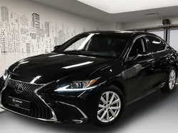 Musta Käytetty 2021 Lexus ES300H Limited Edition Sedan | 38 980 €