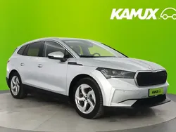 Hopea / harmaa Käytetty 2022 Skoda Enyaq iV Katumaasturi | 35 600 € (Hyvä tarjous)