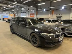 Käytetty 2021 BMW 530e M Sport Farmari | 32 790 € (Hyvä tarjous)