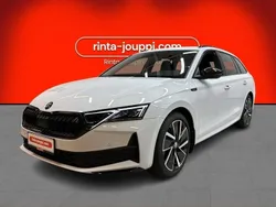 Valkoinen Uusi 2025 Skoda Octavia SportLine Farmari | 43 600 € (Perustarjous)