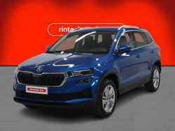 Sininen Uusi 2025 Skoda Karoq Style Katumaasturi | 45 653 € (Perustarjous)