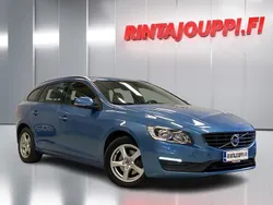Met. sininen Käytetty 2017 Volvo V60 Business Edition Farmari | 20 800 € (Perustarjous)