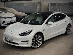 Käytetty 2019 Tesla Model 3 Performance Sedan | 24 850 € (Perustarjous)