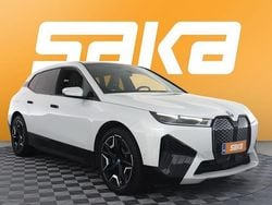Käytetty 2022 BMW iX Sport Line Katumaasturi | 61 800 € (Perustarjous)