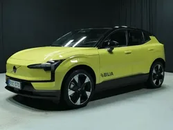 Moss yellow Käytetty 2024 Volvo EX30 Performance Katumaasturi | 41 800 € (Supertarjous)