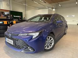 Sininen Käytetty 2024 Toyota Corolla Active Farmari | 29 900 € (Hieman kallis)